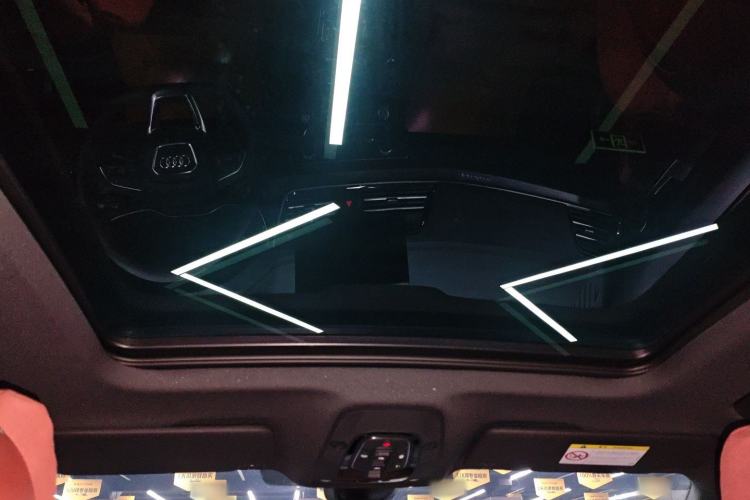 Used Audi Q5L 2025 Facelift 45th Anniversary Collector's Edition 40 TFSI Luxury Dynamic Version
