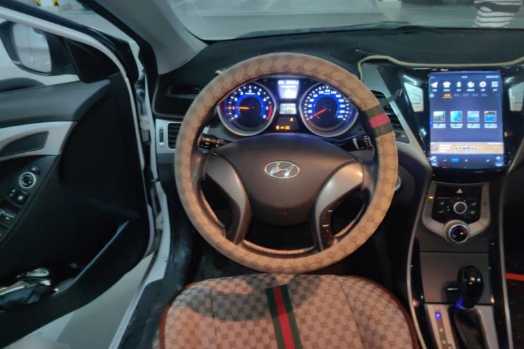 Used Hyundai Elantra (5th Generation / Langdong) 2015 1.6L Automatic Leading Model