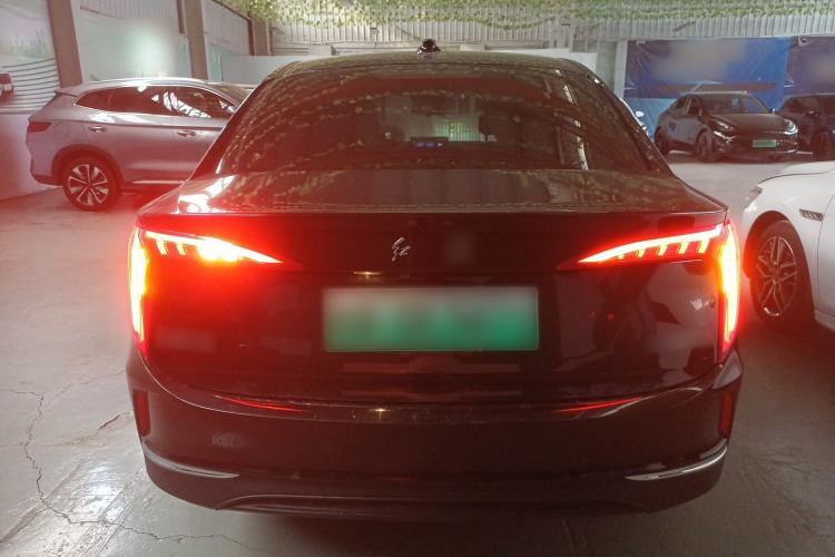 Used Hongqi E-QM5 2023 Base Travel Edition
