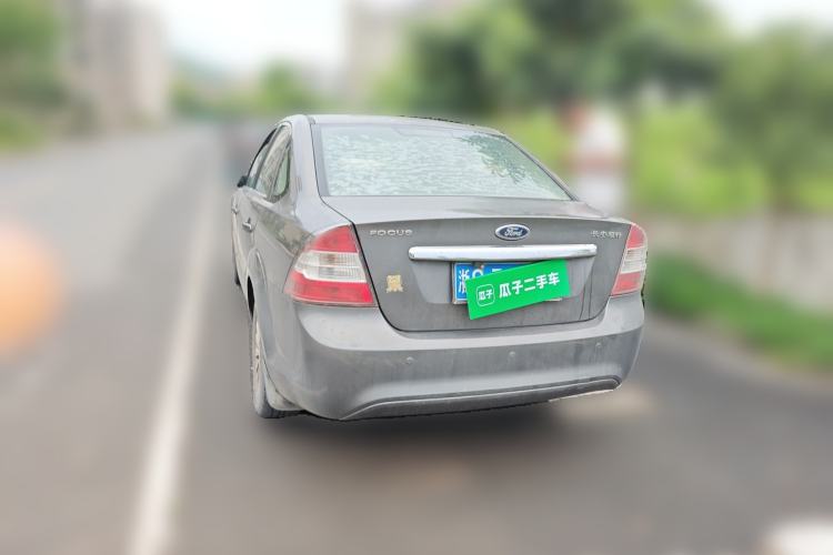 Used Ford Focus 2013 Sedan Classic 1.8L Automatic Fashion Edition