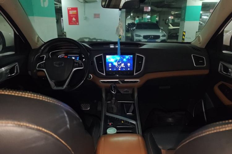 Used Geely Auto Vision X6 2018 1.4T CVT 4G Connected Flagship Edition Center Console