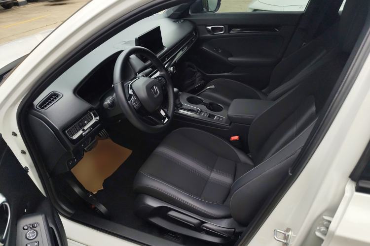 Used Honda Civic 2022 240TURBO CVT Dynamic Edition
