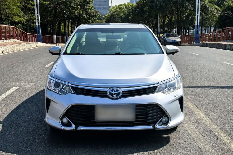 Used Toyota Camry 2015 Dual-Engine 2.5 HG Luxury Navigation Edition