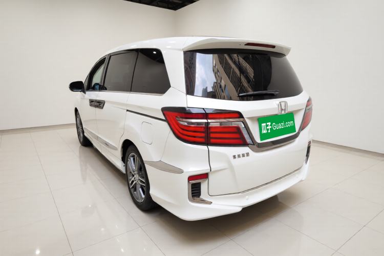 Used Honda Elysion 2019 2.0L Hybrid Luxury Edition
