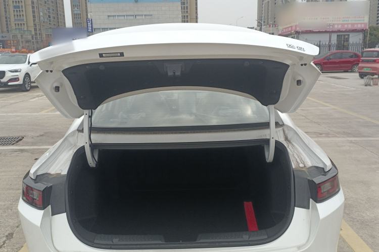 Used Changan Eado 2025 Blue Whale 1.5T 500Bar Prestige Model
