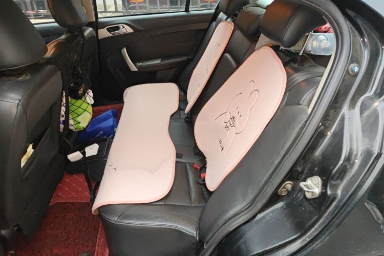 Used GAC Trumpchi GA5 2013 1.8T Automatic Luxury Edition Left Rear Seat