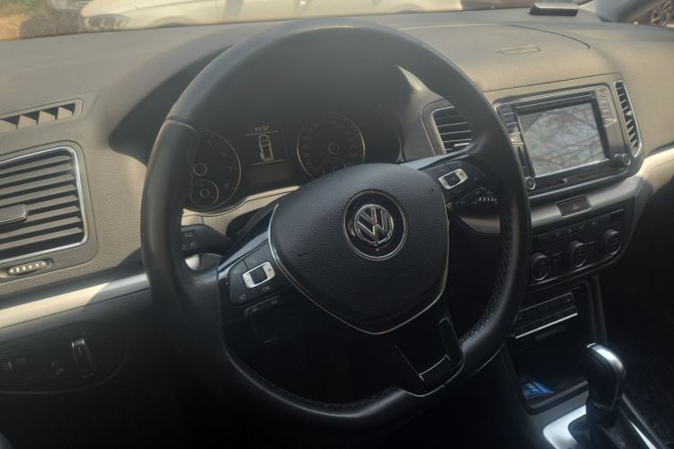 Used Volkswagen Sharan 2016 380TSI Comfort Edition 7-Seater
