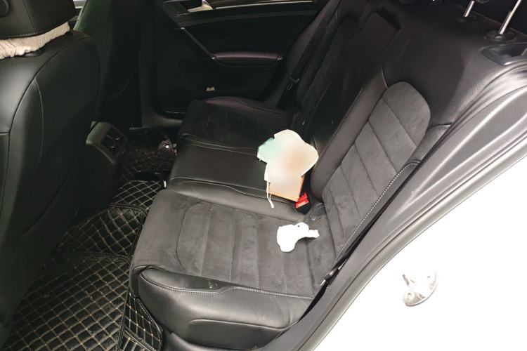 Used Volkswagen Golf 2018 230TSI Automatic Luxury Version Left Rear Seat