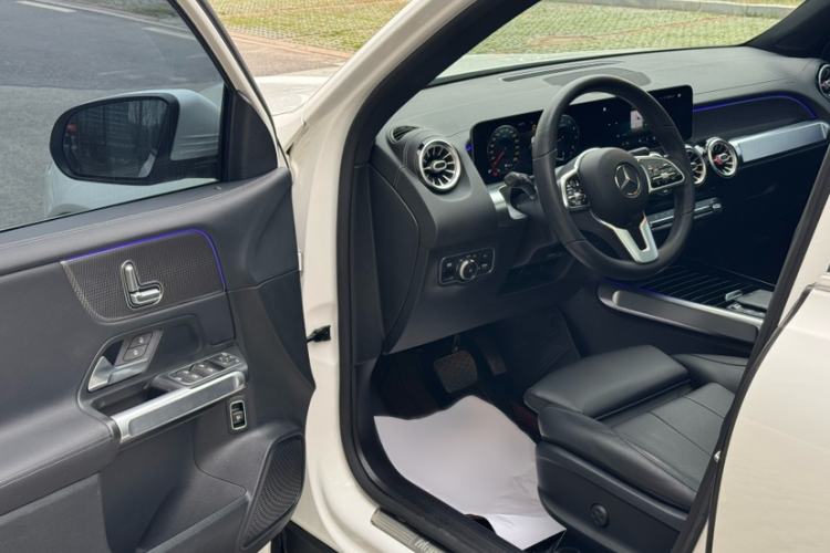 Used Mercedes-Benz GLB 2020 Updated GLB 200 Dynamic Edition Interior 5