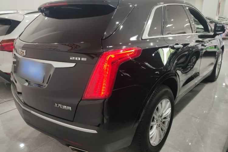 Used Cadillac XT5 2018 28E Four-Wheel Drive Tech Version Rear Right 45 Deg