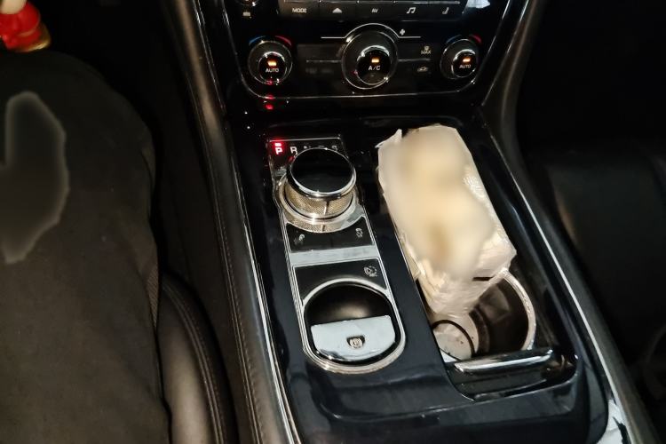 Used Jaguar XJ 2012 XJL 3.0 Panoramic Business Edition
