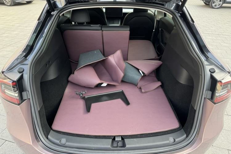 Used Tesla Model Y 2024 Rear-Wheel-Drive Version