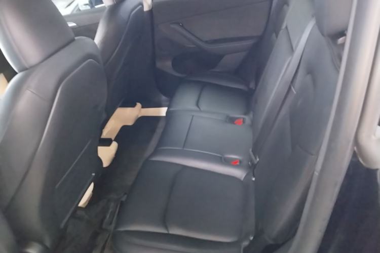 Used Tesla Model Y 2023 Rear-Wheel-Drive Version