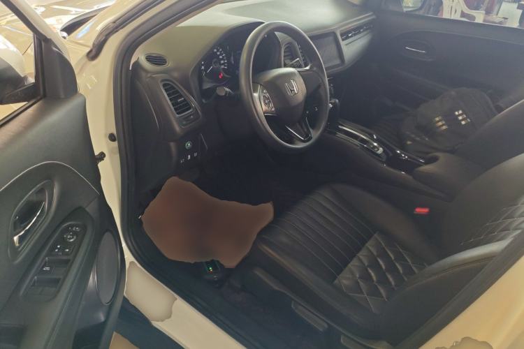 Used Honda Vezel 2020 1.5L CVT Pioneer Edition