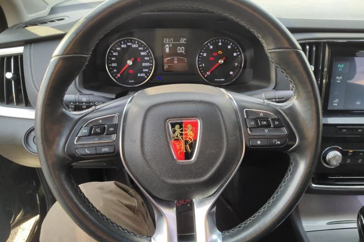 Used Roewe i6 2017 20T Automatic Flagship Edition
