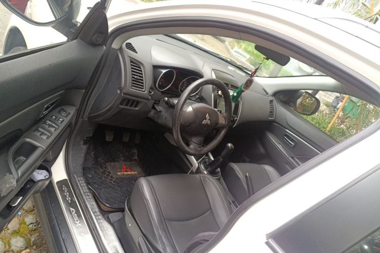 Used Mitsubishi ASX 2013 1.6L Manual Two-Wheel Drive Standard Edition Driver Seat