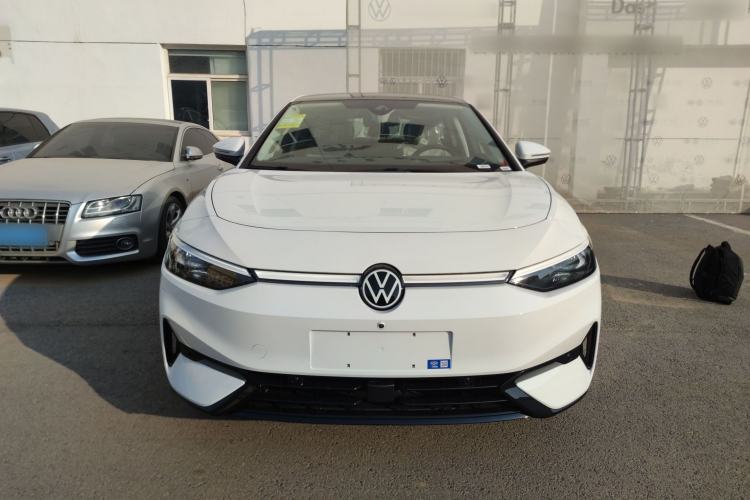 Used Volkswagen ID.7 VIZZION 2024 AIR model