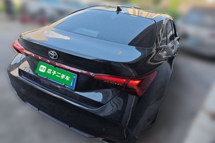 Used Toyota Avalon 2023 2.0L Premium Edition