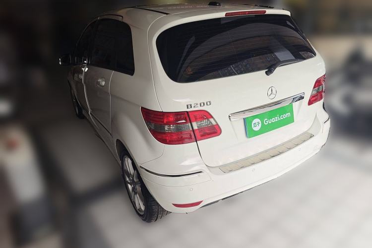 Used Mercedes-Benz B-Class 2009 B 200 Fashion Model Rear Left 45 Deg