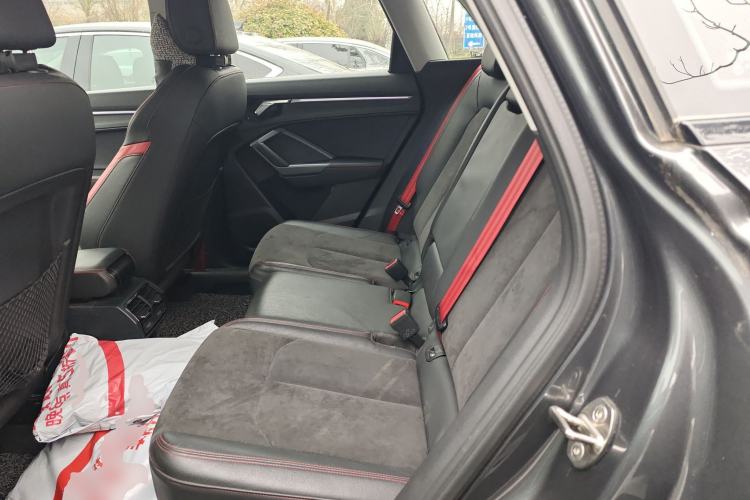 Used Audi Q3 2021 40 TFSI Fashion Dynamic Model
