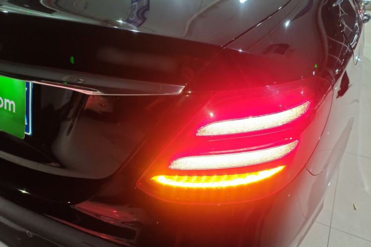 Used Mercedes-Benz E-Class 2019 E 200 L Sport 4MATIC
