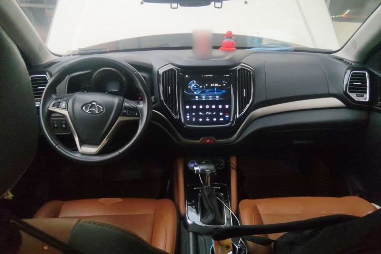 Used CHANGAN OSHAN CX70 2017 CX70T 1.5T Automatic Zunqing Edition Center Console