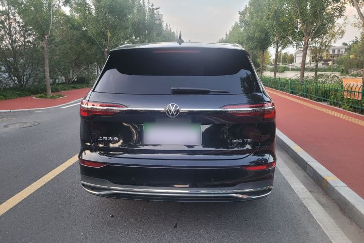 Used Volkswagen Viloran 2022 380TSI Prestige Edition Exterior 5