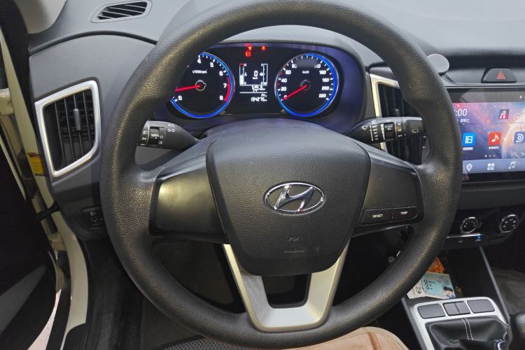 Used Hyundai ix25 2017 1.6L Manual Fashion Model