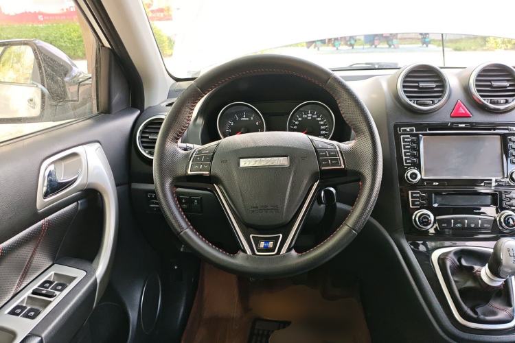 Used Haval H6 2015 Upgraded Model 1.5T Manual 4x4 Elite Version
