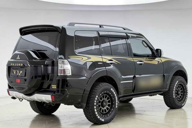 Used Mitsubishi Pajero 2018 V97 3.8L 5-Door GLS Sunroof – Middle East