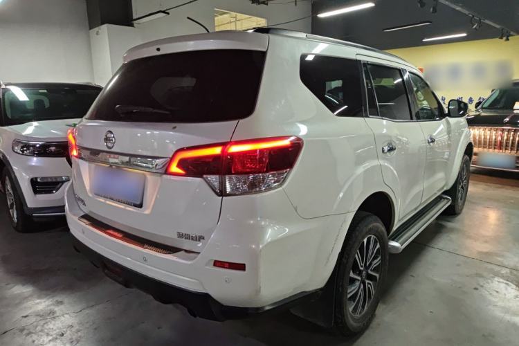 Used Nissan Terra 2018 2.5L Automatic 2WD Luxury Edition
