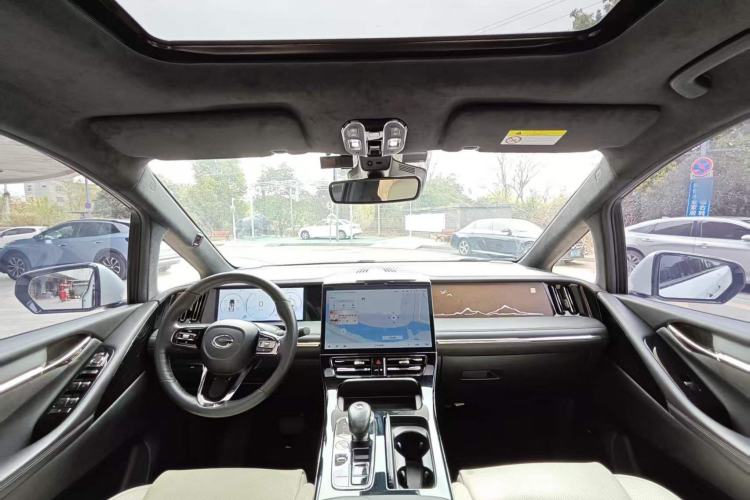 Used GAC Trumpchi M8 2023 Zongshi Series 400T Flagship Edition Center Console