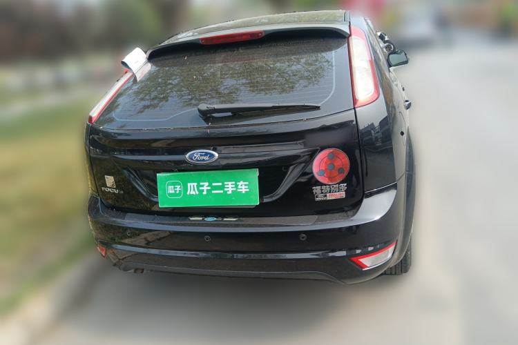 Used Ford Focus 2011 Hatchback 1.8L Automatic Fashion Edition
