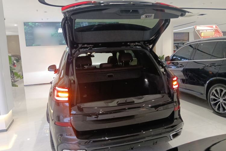 Used BMW X5 2022 Restyled xDrive 40Li Luxury Edition M Sport Package
