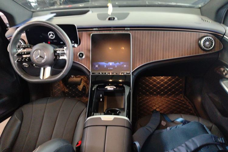 Used Mercedes-Benz EQE SUV 2023 350 4MATIC Luxury Edition
