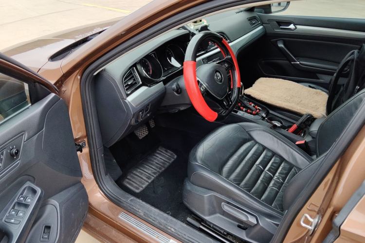 Used Volkswagen Lamando 2018 280TSI DSG Comfort Edition