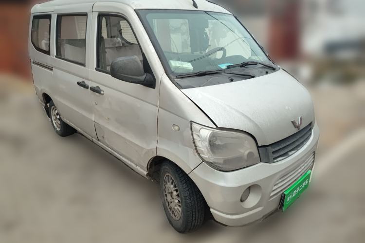 Used Wuling Zhiguang 2010 1.0L New Version Practical Short-Body L2Y