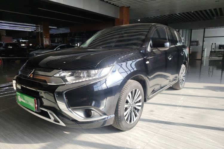 Used Mitsubishi Outlander 2021 2.0L Two-Wheel Drive Comfort Edition 5 Seats