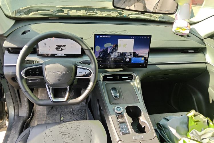 Used Chery Tiggo 8 PLUS 2025 290TGDI DCT Luxury 5-Seater
