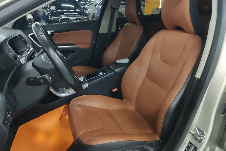 Used Volvo S60 2019 S60L Facelift T5 Intelligent Advanced Edition
