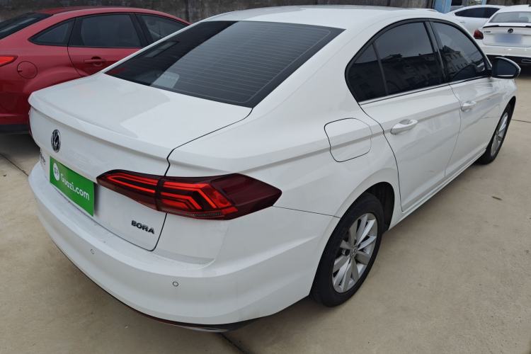 Used Volkswagen Bora 2020 1.5L Automatic Comfort Model Rear Right 45 Deg