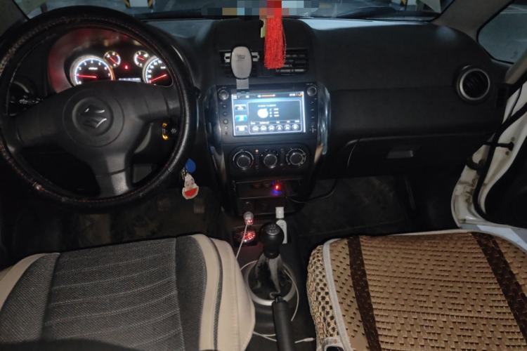 Used Suzuki SX4 2013 1.6L Manual CoolRide Model