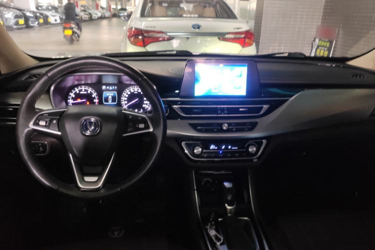 Used CHANGAN Raeton CC 2018 1.5T Automatic Elegant Starry Edition China V Standard
