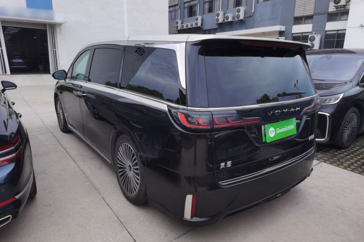 Used VOYAH Dream 2025 PHEV Four-Wheel-Drive Flagship Version – Qiankun Edition Rear Left 45 Deg
