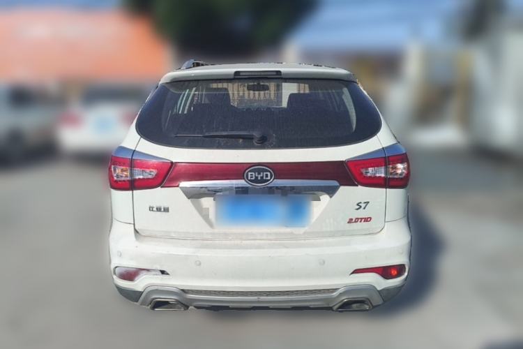 Used BYD S7 2015 2.0T Upgraded Automatic Luxury Version