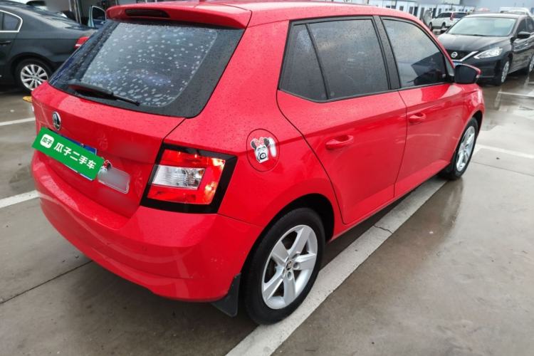 Used Skoda Fabia 2016 1.4L Automatic Car Enjoy Edition Rear Right 45 Deg