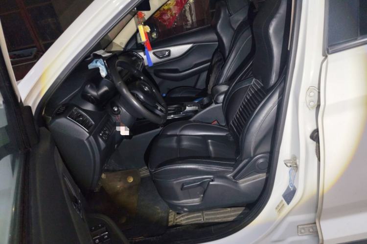 Used Dongfeng Fengon S560 2018 1.8L CVT Elite Model 7 Seats Left Front Seat