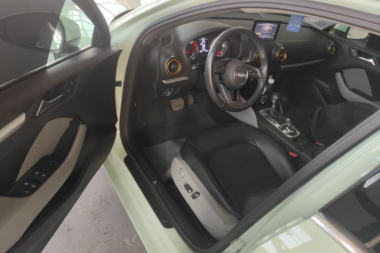 Used Audi A3 2019 Limousine 35 TFSI Ambition China V
