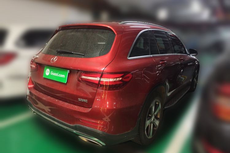 Used Mercedes-Benz GLC 2016 GLC 300 4MATIC Dynamic Model Rear Right 45 Deg
