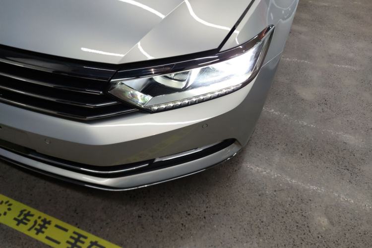 Used Volkswagen Magotan 2018 Facelift 330TSI DSG Luxury Model
